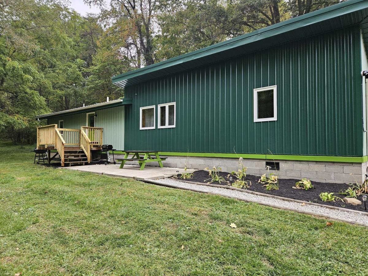 Frog Hollow At Hocking Vacations Logan Bagian luar foto